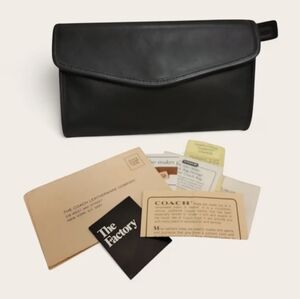 Coach Vintage Leather Envelope Clutch
